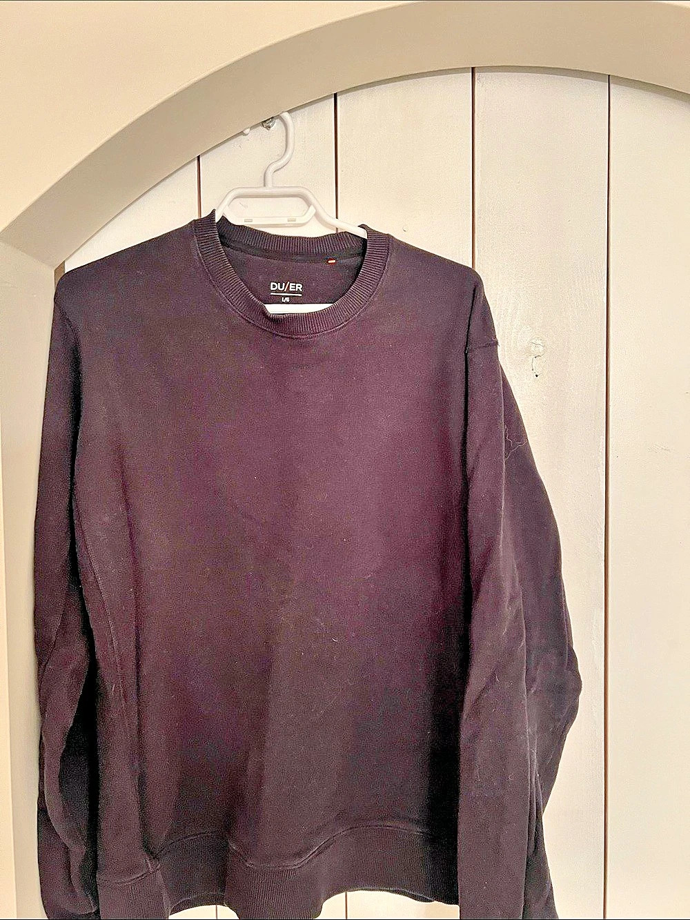 Duer - Men's Black Crewneck Sweatshirt Size Large